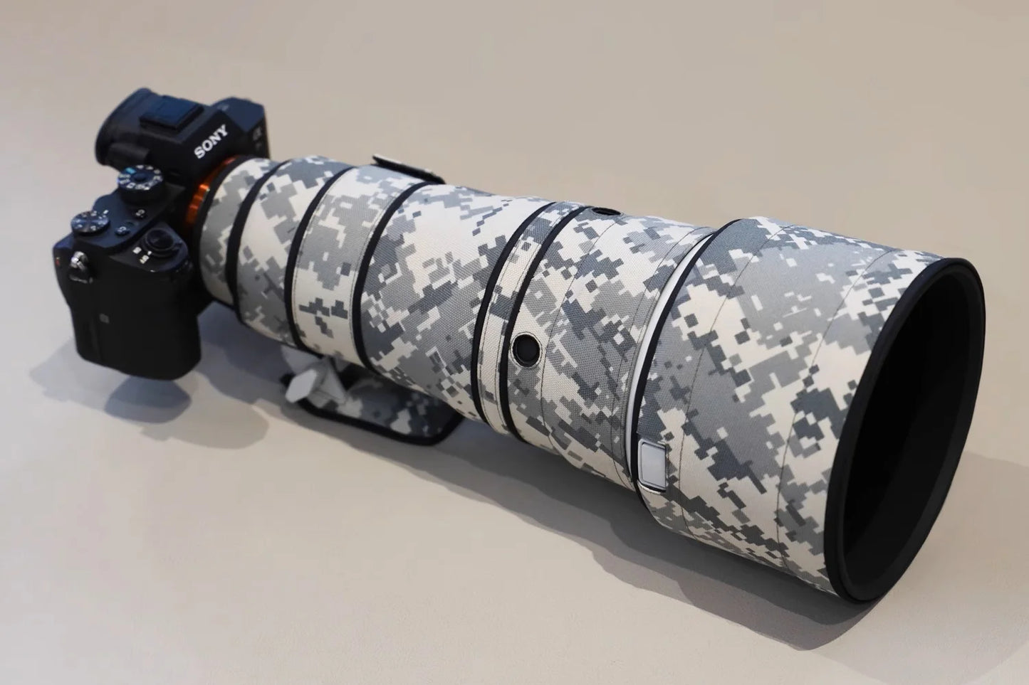 ROLANPRO Lens Coat for SONY FE 300 mm F2.8 GM OSS Waterproof and Rainproof Lens Protective Cover Sony 300 f2.8 Case Raincover